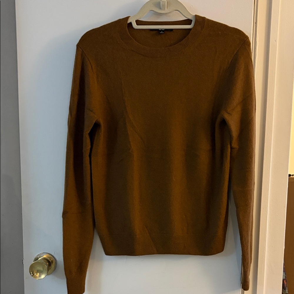 Uniqlo Women's Crew Neck Sweater - Size Small